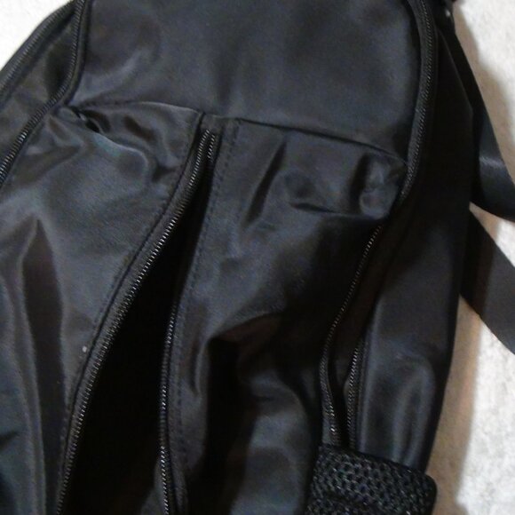 Original Use Sling-Pack Cross-body Bag Black - Picture 2 of 14